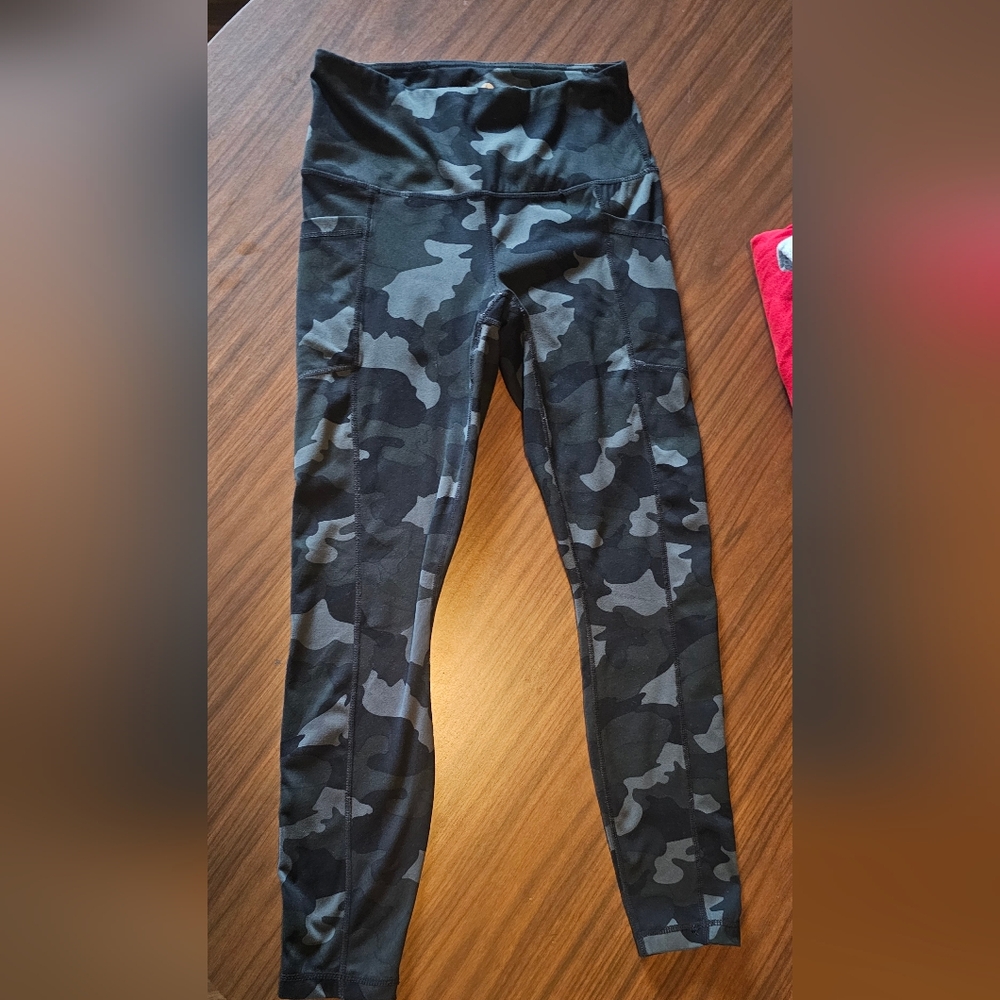 90 Degree By Reflex Black Camouflage Leggings